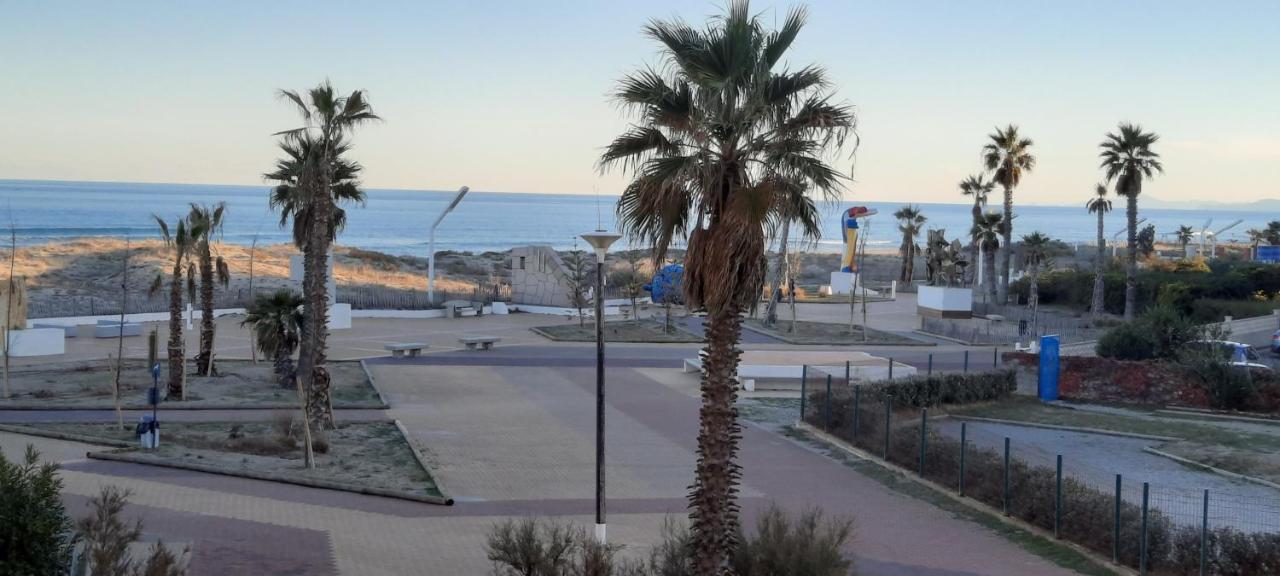 Le Barcares 50M Plage Bagian luar foto